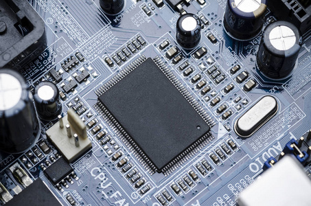 Technical Features of PMIC DC-DC Switching Regulator TPS54202DDCR